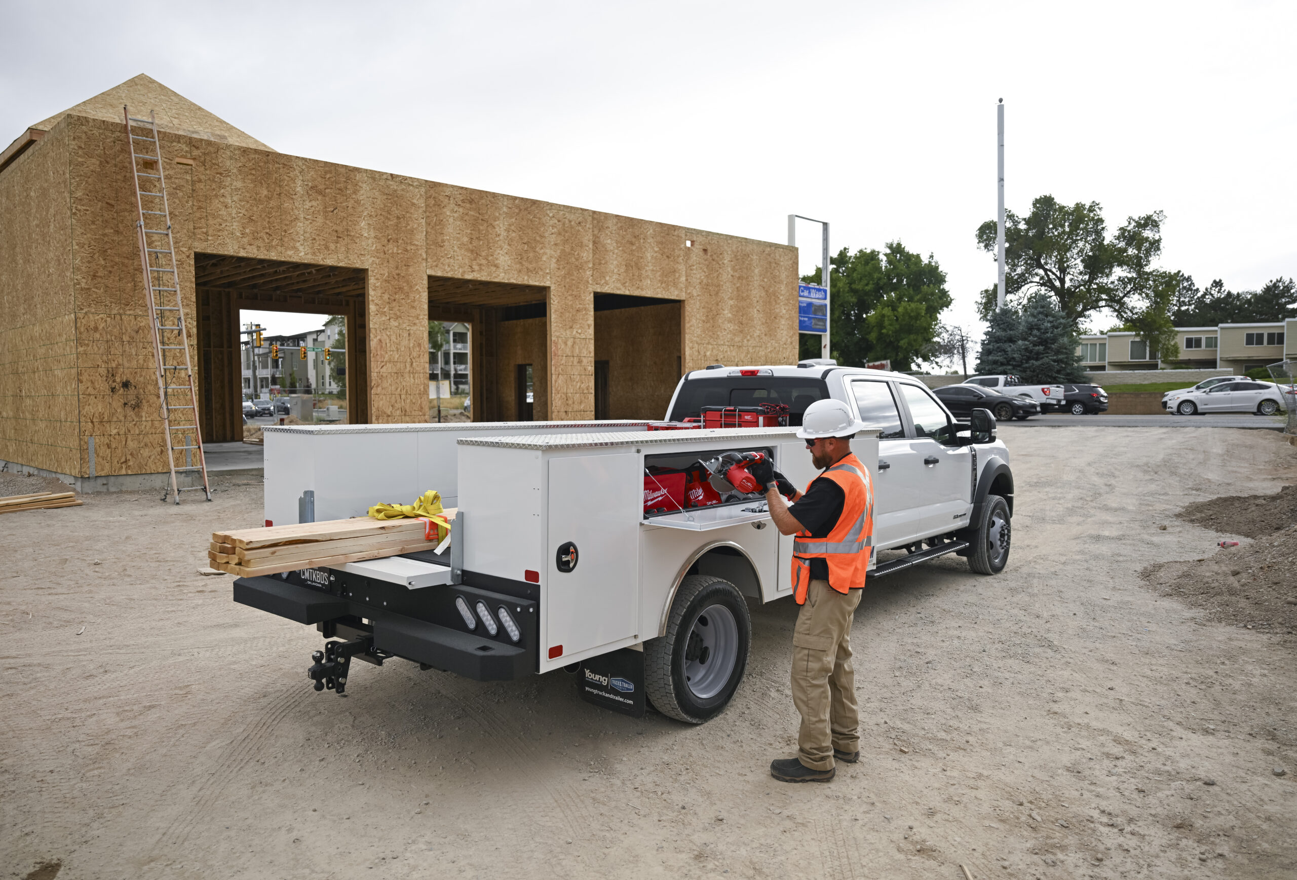 Service Body Truck Beds: The Ultimate Work Truck Upgrade in Bryan, TX